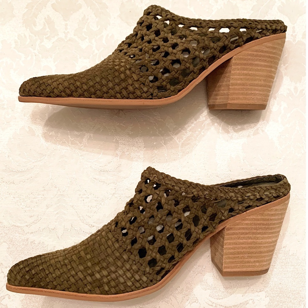 Jeffrey Campbell | Leone Pointy Toe Mule